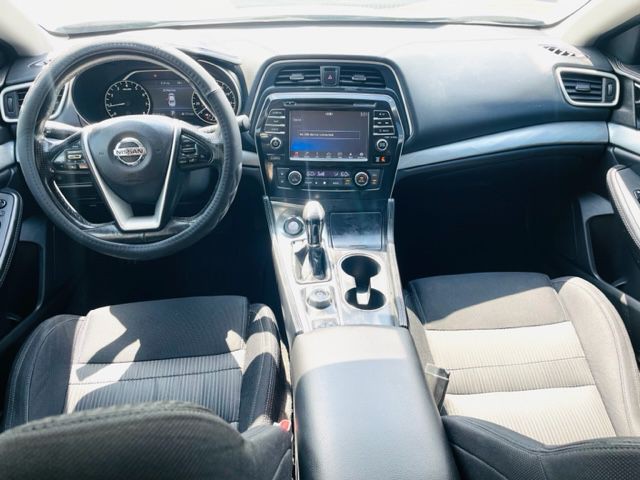 2016 Nissan Maxima Image 7