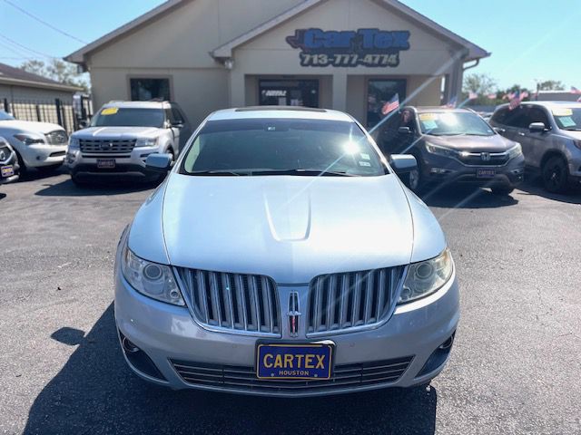 2009 Lincoln MKS Image 2