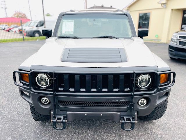 2007 HUMMER H3 Image 3
