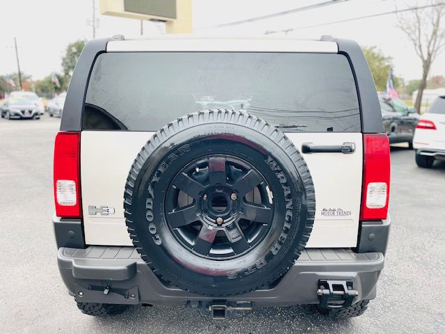 2007 HUMMER H3 Image 5