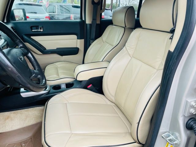 2007 HUMMER H3 Image 10
