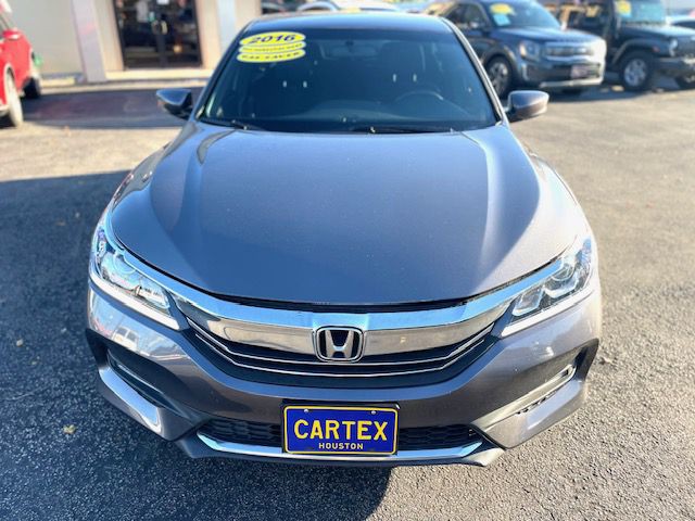 2016 Honda Accord Image 2