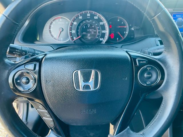 2016 Honda Accord Image 11