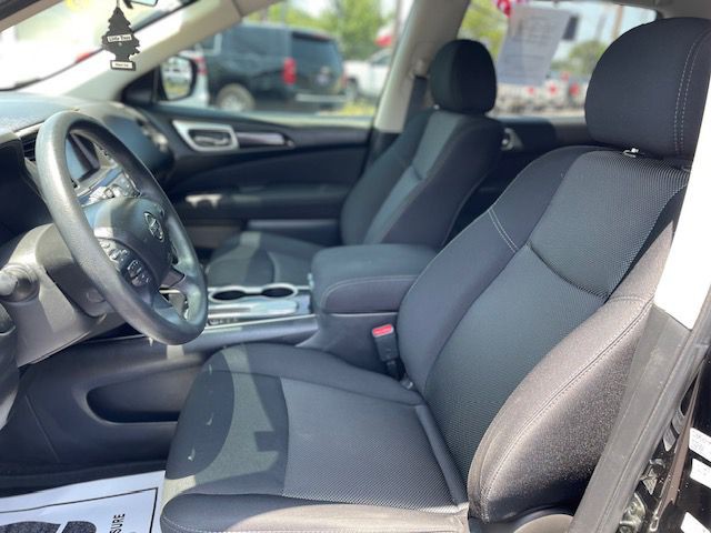 2017 Nissan Pathfinder Image 6