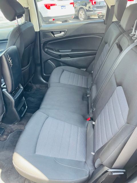 2020 Ford Edge Image 6