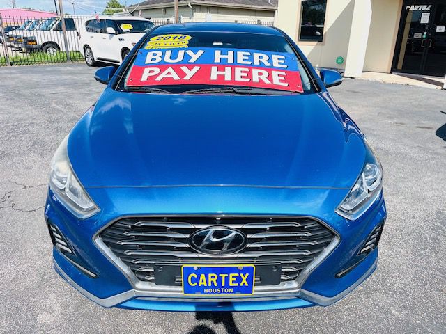 2018 Hyundai Sonata Image 2