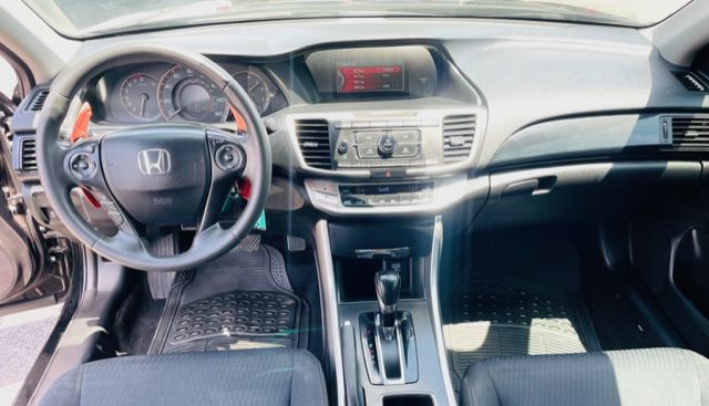 2015 Honda Accord Image 7