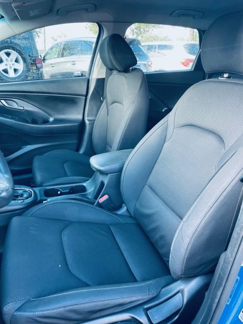 2018 Hyundai Elantra Image 5