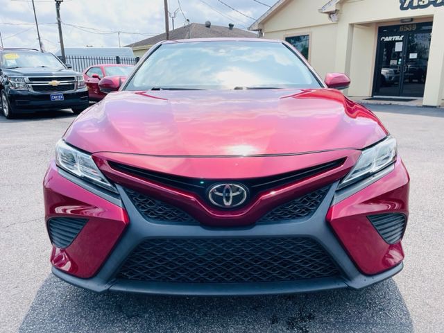 2018 Toyota Camry Image 2