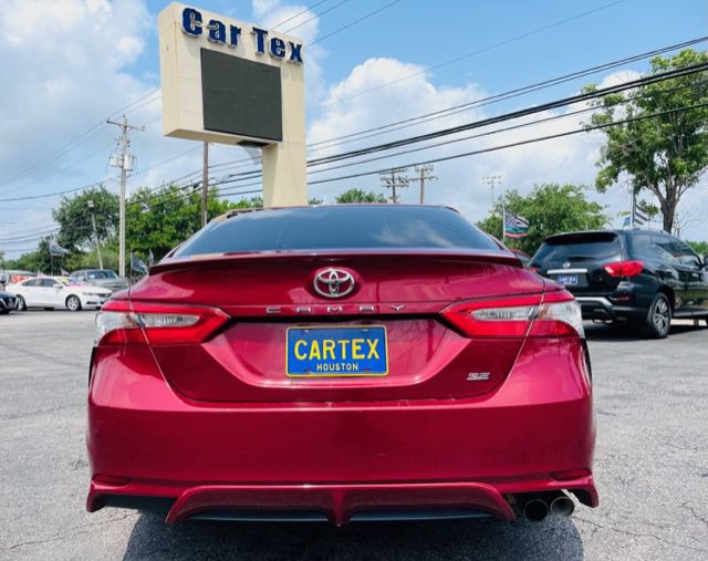 2018 Toyota Camry Image 4
