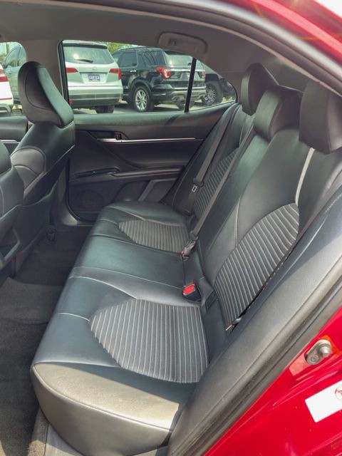 2018 Toyota Camry Image 6