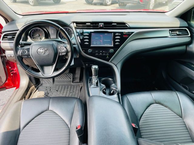2018 Toyota Camry Image 7