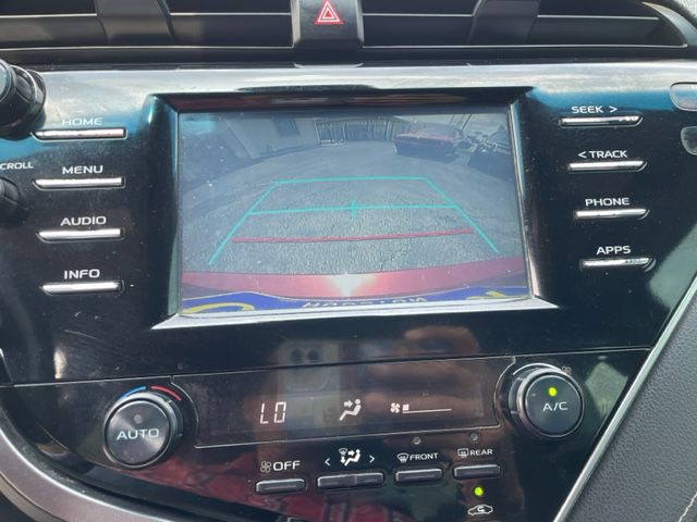 2018 Toyota Camry Image 10