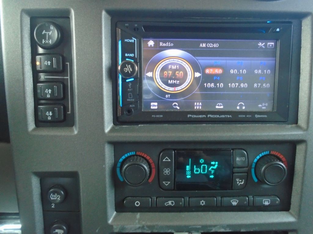 2004 HUMMER H2 Image 15