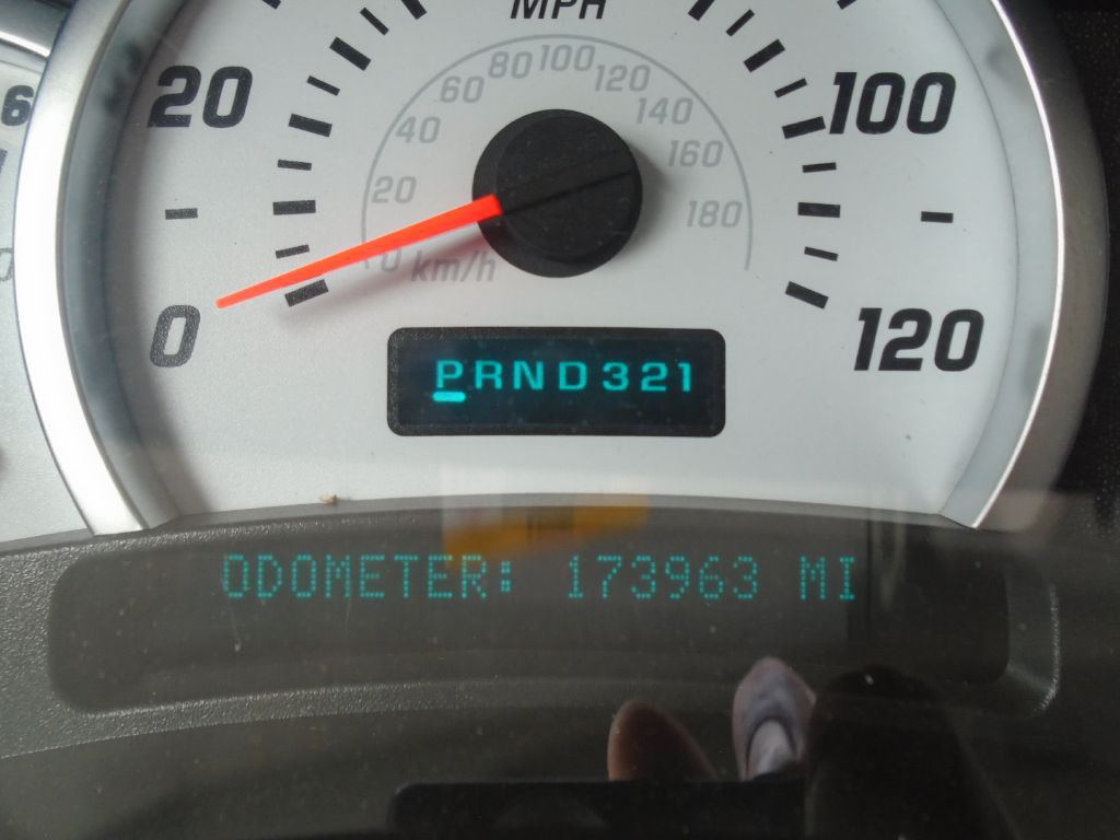 2004 HUMMER H2 Image 18