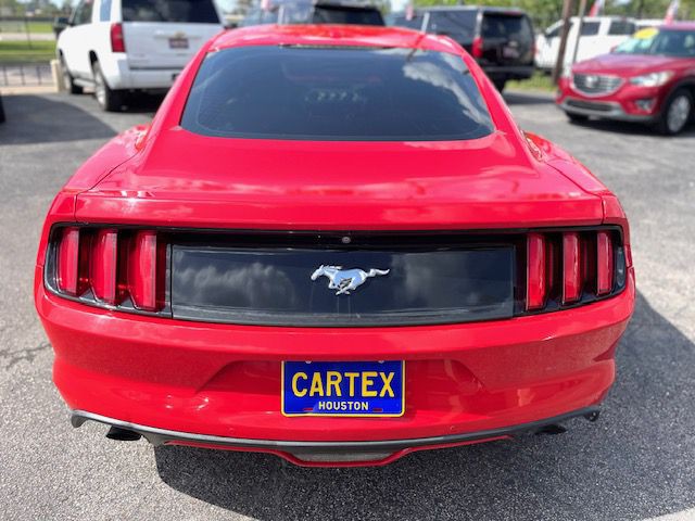 2015 Ford Mustang Image 4