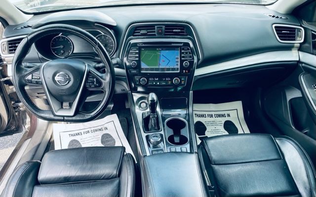 2016 Nissan Maxima Image 7