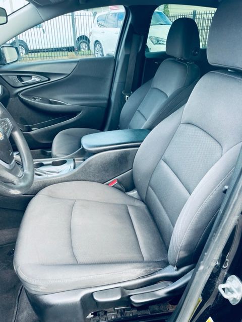 2016 Chevrolet Malibu Image 5