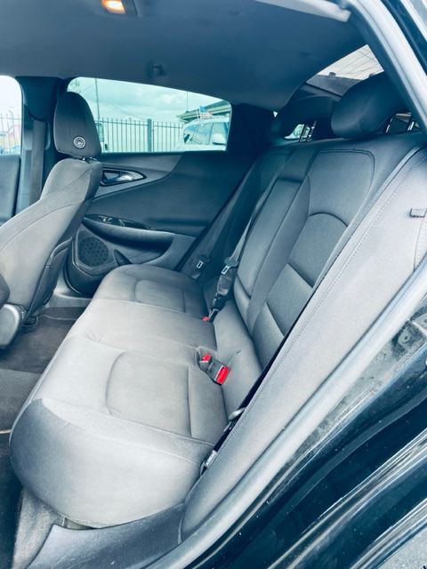 2016 Chevrolet Malibu Image 6