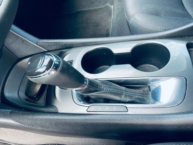 2016 Chevrolet Malibu Image 8