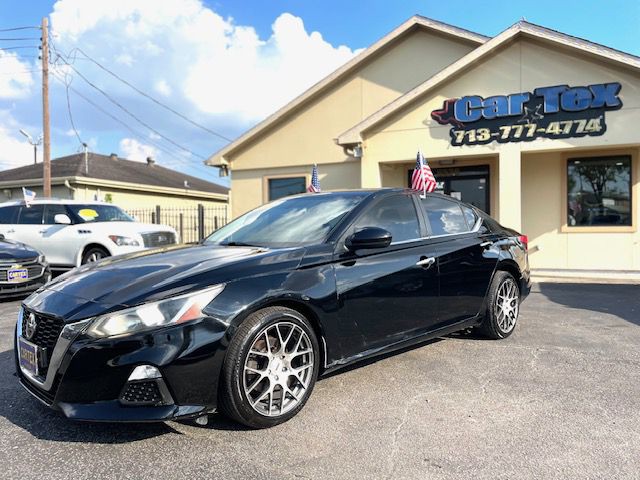 2020 Nissan Altima Image 1