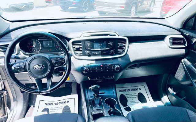 2016 Kia Sorento Image 7