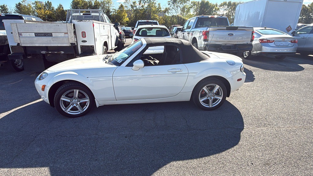 2007 Mazda MX-5 Miata Image 3