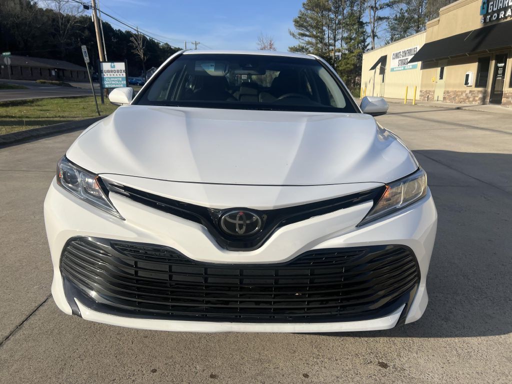 2018 Toyota Camry Image 3