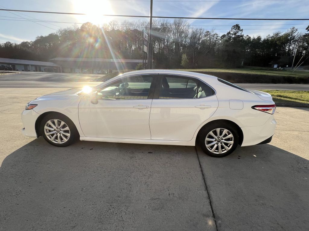 2018 Toyota Camry Image 6