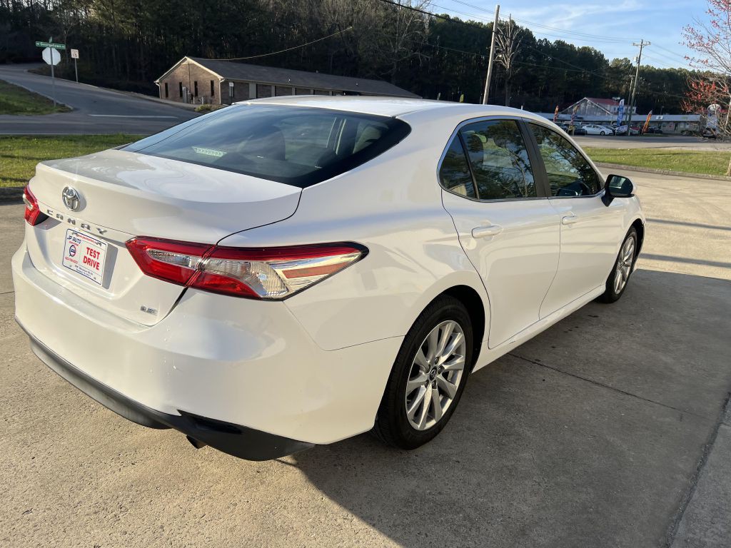 2018 Toyota Camry Image 10
