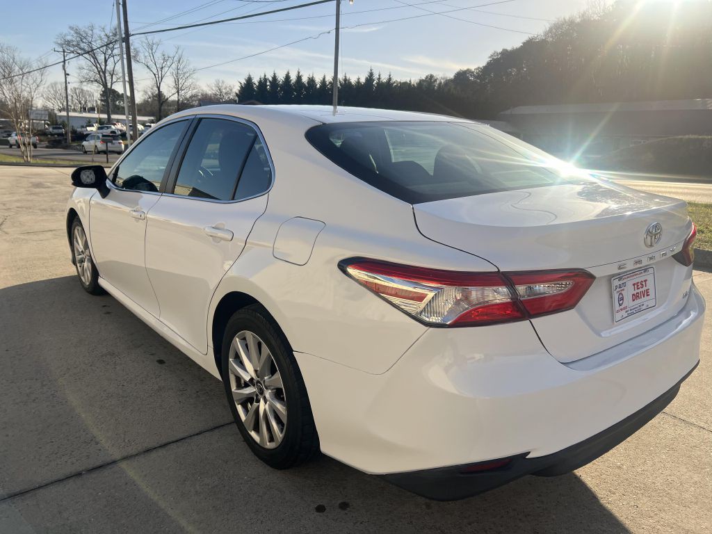 2018 Toyota Camry Image 11