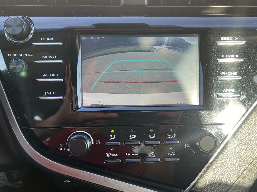 2018 Toyota Camry Image 39