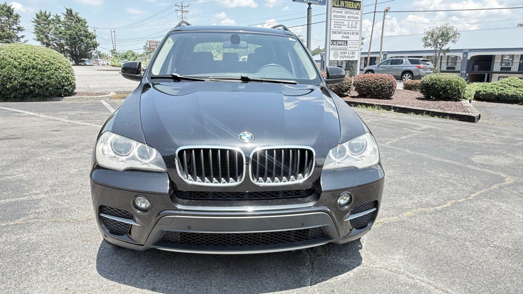 2013 BMW X5 Image 2