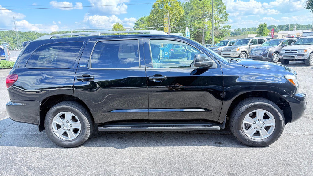 2018 Toyota Sequoia Image 4