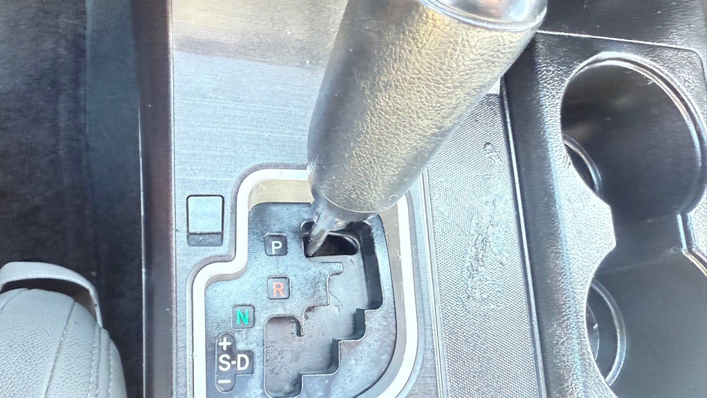 2018 Toyota Sequoia Image 22