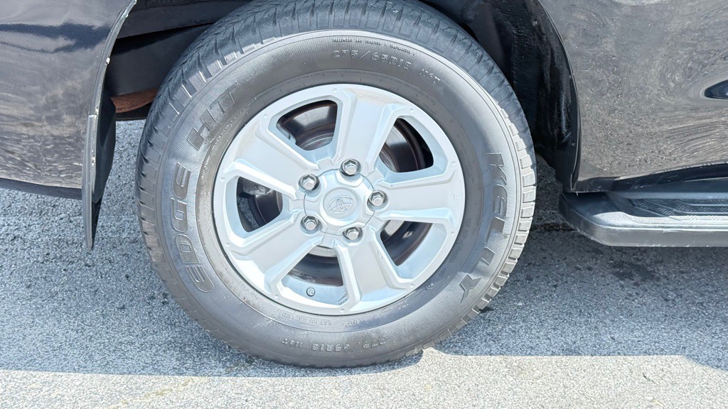 2018 Toyota Sequoia Image 35