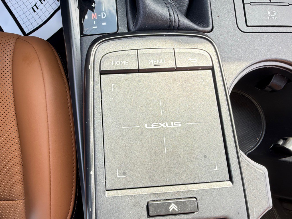 2022 Lexus IS 300 Image 31