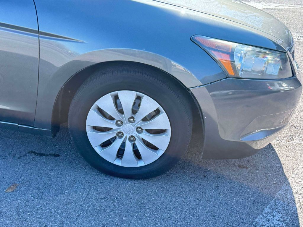 2009 Honda Accord Image 12
