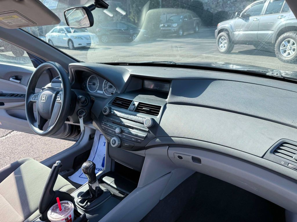 2009 Honda Accord Image 21