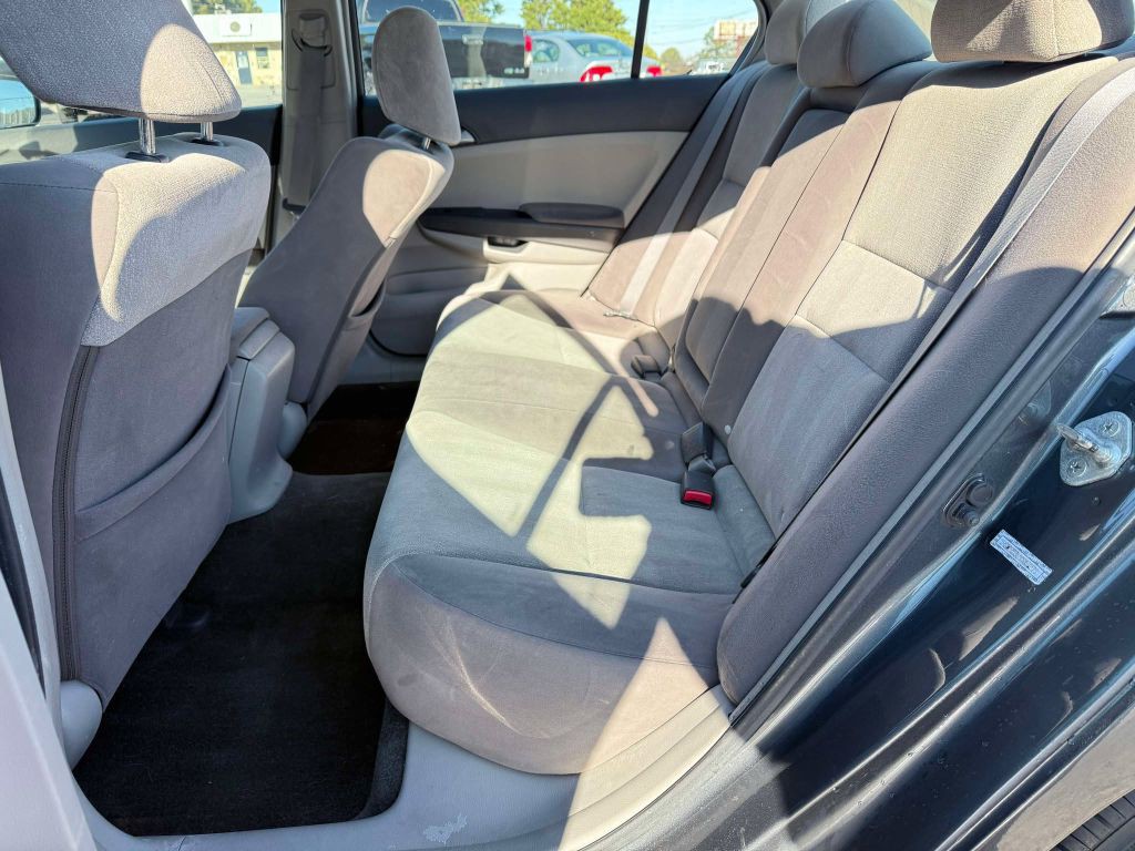 2009 Honda Accord Image 28