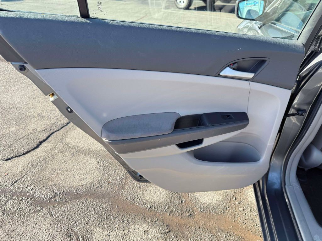 2009 Honda Accord Image 30