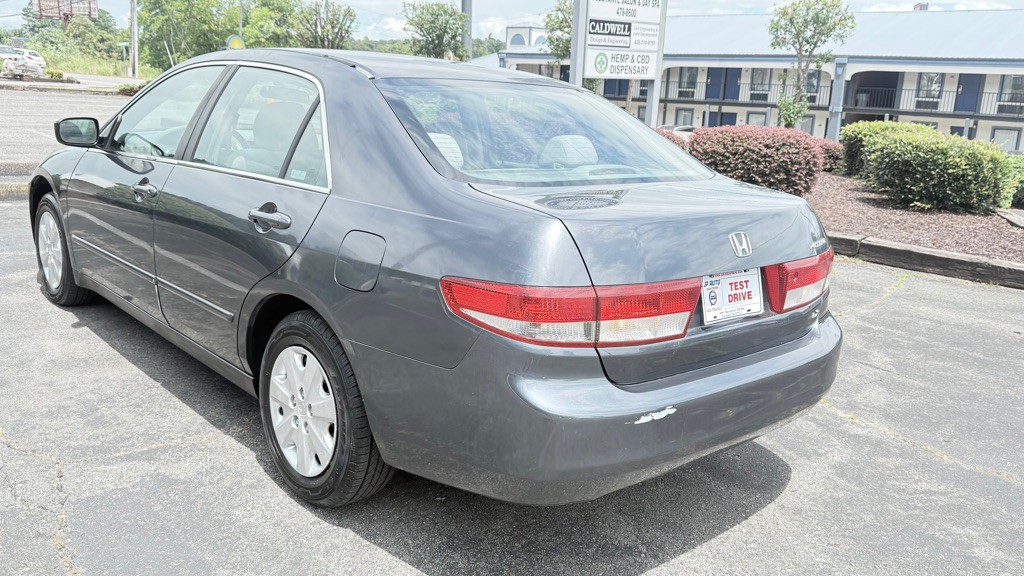 2004 Honda Accord Image 5