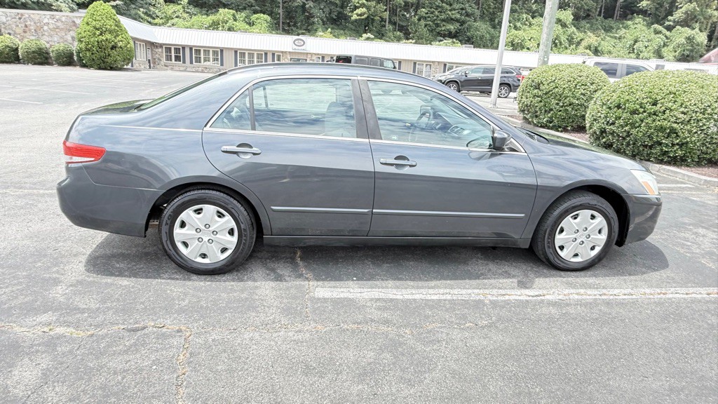 2004 Honda Accord Image 8