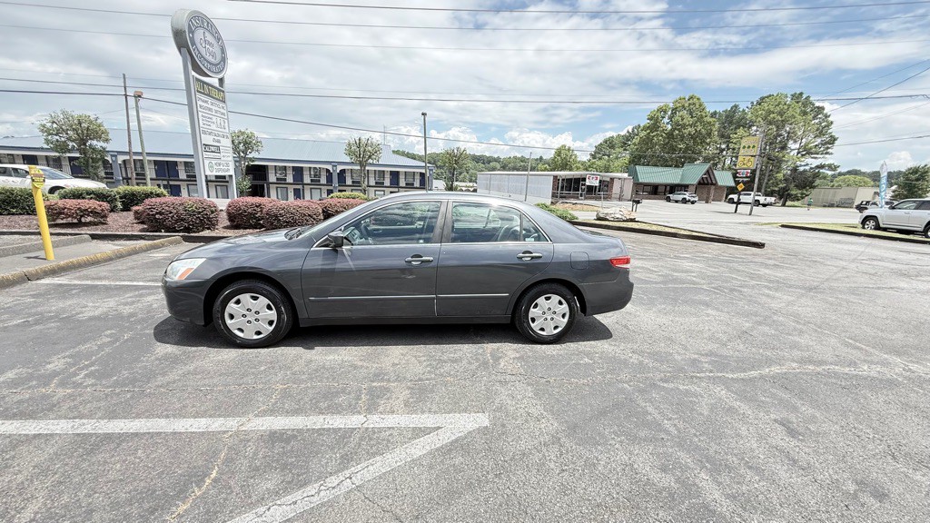 2004 Honda Accord Image 18