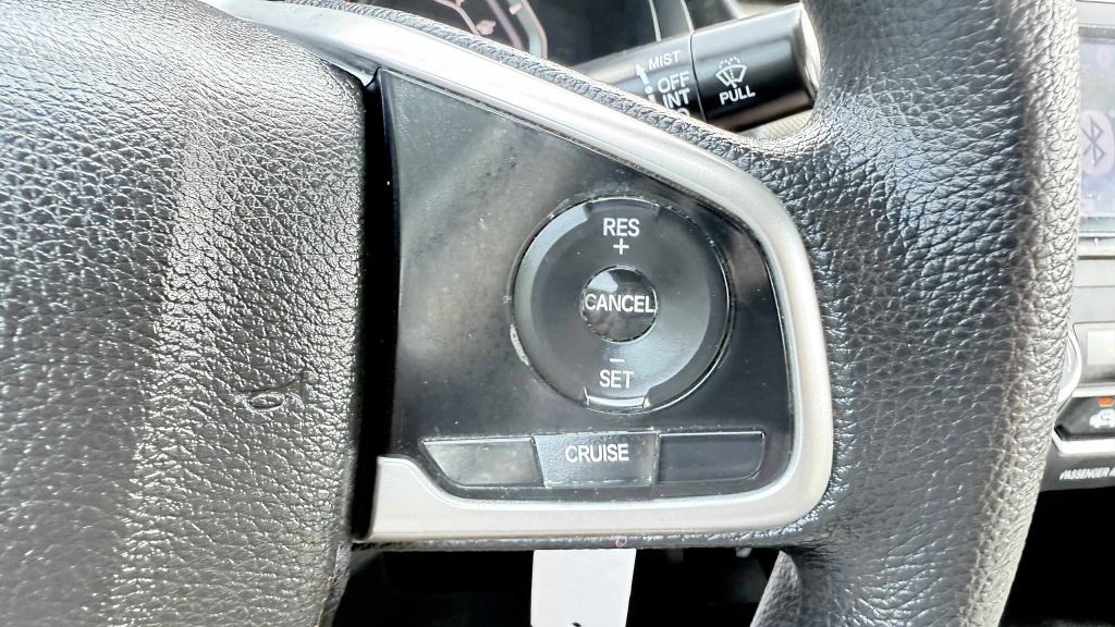 2016 Honda Civic Image 32