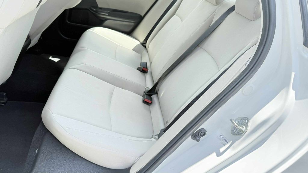 2016 Honda Civic Image 46