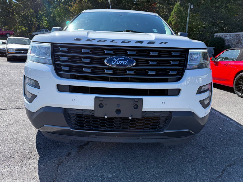 2017 Ford Explorer Image 3