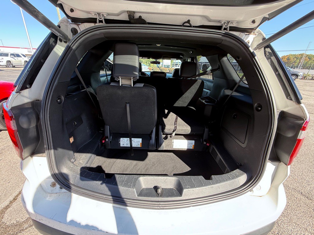 2017 Ford Explorer Image 21