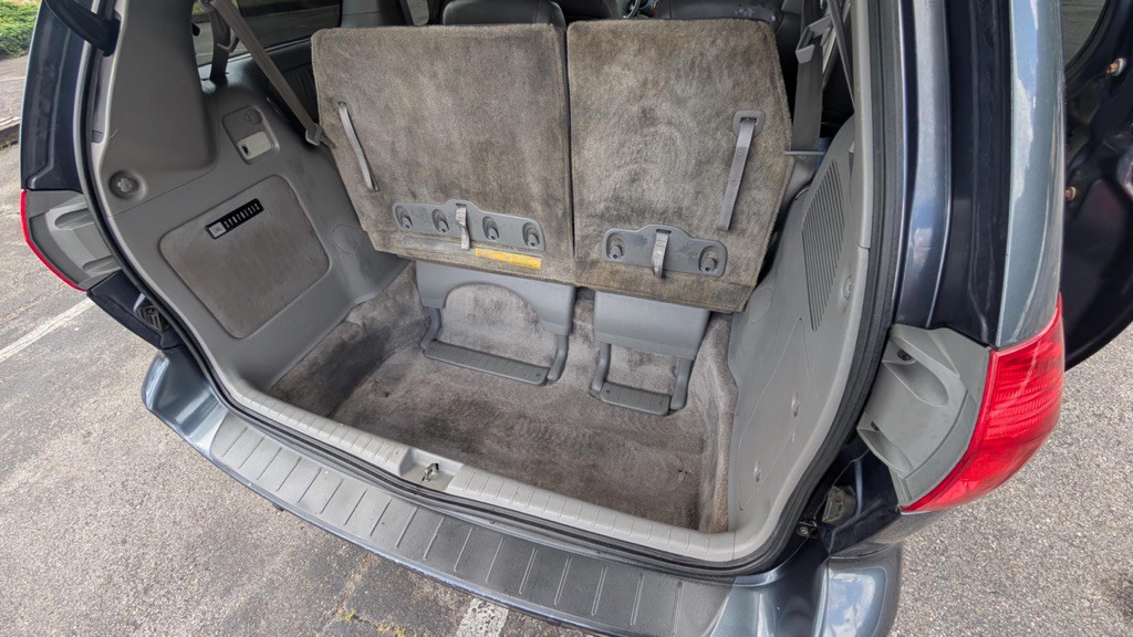 2009 Toyota Sienna Image 14