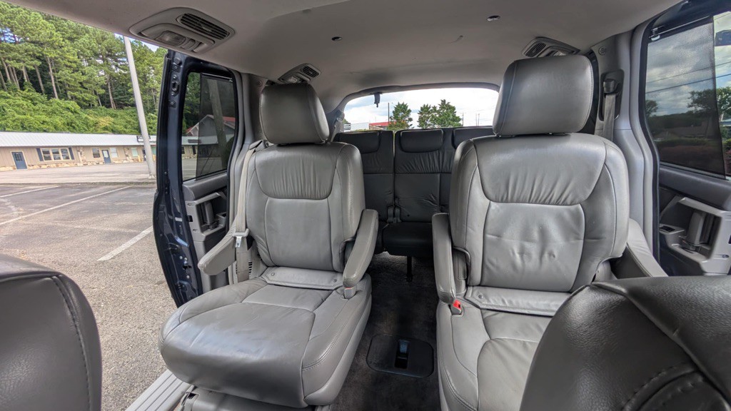 2009 Toyota Sienna Image 20